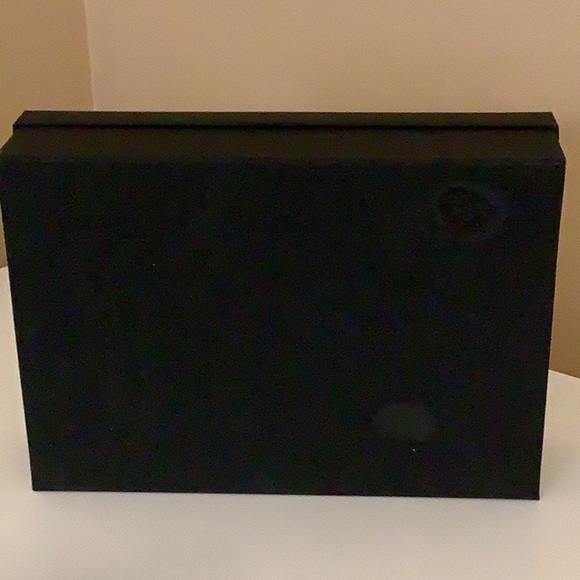 Lancome Black Gift Box Preloved - Picture 4 of 4